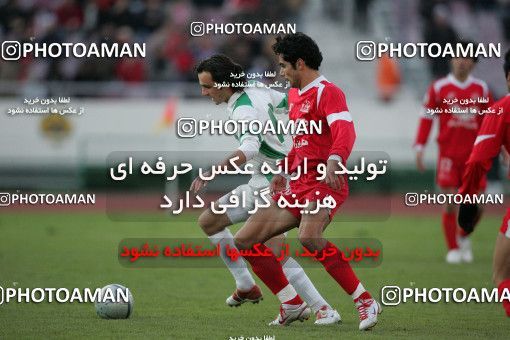 1575065, Tehran, , لیگ برتر فوتبال ایران، Persian Gulf Cup، Week 19، Second Leg، Persepolis 2 v 1 Shamoushak Noshahr on 2006/01/20 at Azadi Stadium