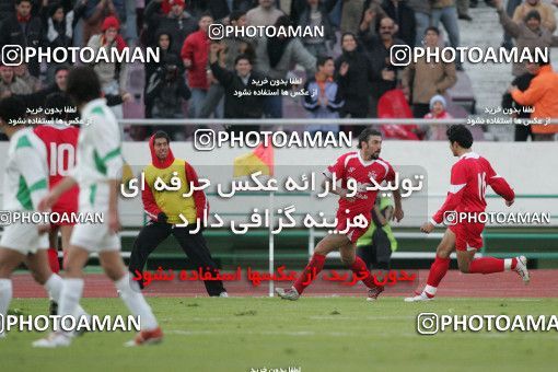 1574912, Tehran, , لیگ برتر فوتبال ایران، Persian Gulf Cup، Week 19، Second Leg، Persepolis 2 v 1 Shamoushak Noshahr on 2006/01/20 at Azadi Stadium