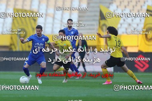 1583665, Isfahan, Iran, لیگ برتر فوتبال ایران، Persian Gulf Cup، Week 15، First Leg، Sepahan 2 v 0 Esteghlal on 2021/02/13 at Naghsh-e Jahan Stadium