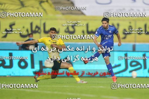 1583685, Isfahan, Iran, لیگ برتر فوتبال ایران، Persian Gulf Cup، Week 15، First Leg، Sepahan 2 v 0 Esteghlal on 2021/02/13 at Naghsh-e Jahan Stadium