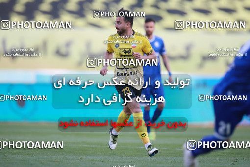 1583759, Isfahan, Iran, لیگ برتر فوتبال ایران، Persian Gulf Cup، Week 15، First Leg، Sepahan 2 v 0 Esteghlal on 2021/02/13 at Naghsh-e Jahan Stadium