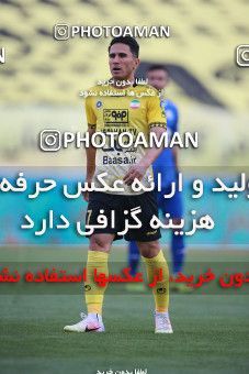 1583716, Isfahan, Iran, لیگ برتر فوتبال ایران، Persian Gulf Cup، Week 15، First Leg، Sepahan 2 v 0 Esteghlal on 2021/02/13 at Naghsh-e Jahan Stadium