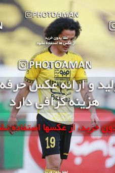 1583726, Isfahan, Iran, لیگ برتر فوتبال ایران، Persian Gulf Cup، Week 15، First Leg، Sepahan 2 v 0 Esteghlal on 2021/02/13 at Naghsh-e Jahan Stadium