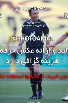 1583804, Isfahan, Iran, لیگ برتر فوتبال ایران، Persian Gulf Cup، Week 15، First Leg، Sepahan 2 v 0 Esteghlal on 2021/02/13 at Naghsh-e Jahan Stadium