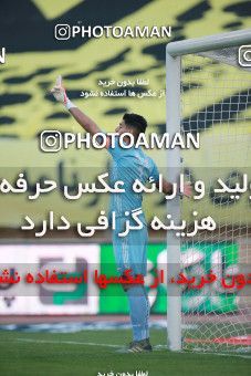 1583884, Isfahan, Iran, لیگ برتر فوتبال ایران، Persian Gulf Cup، Week 15، First Leg، Sepahan 2 v 0 Esteghlal on 2021/02/13 at Naghsh-e Jahan Stadium