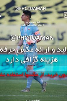 1583879, Isfahan, Iran, لیگ برتر فوتبال ایران، Persian Gulf Cup، Week 15، First Leg، Sepahan 2 v 0 Esteghlal on 2021/02/13 at Naghsh-e Jahan Stadium