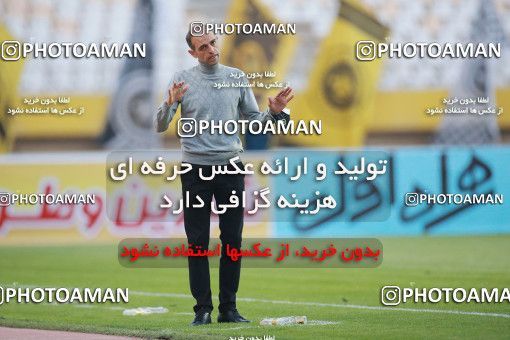 1583905, Isfahan, Iran, لیگ برتر فوتبال ایران، Persian Gulf Cup، Week 15، First Leg، Sepahan 2 v 0 Esteghlal on 2021/02/13 at Naghsh-e Jahan Stadium