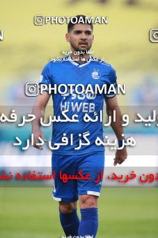 1583853, Isfahan, Iran, لیگ برتر فوتبال ایران، Persian Gulf Cup، Week 15، First Leg، Sepahan 2 v 0 Esteghlal on 2021/02/13 at Naghsh-e Jahan Stadium