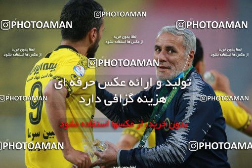 1584784, Isfahan, Iran, لیگ برتر فوتبال ایران، Persian Gulf Cup، Week 15، First Leg، Sepahan 2 v 0 Esteghlal on 2021/02/13 at Naghsh-e Jahan Stadium