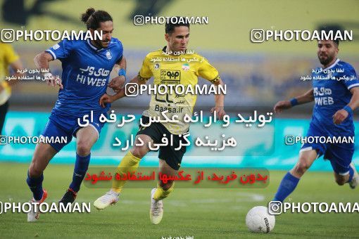 1584808, Isfahan, Iran, لیگ برتر فوتبال ایران، Persian Gulf Cup، Week 15، First Leg، Sepahan 2 v 0 Esteghlal on 2021/02/13 at Naghsh-e Jahan Stadium