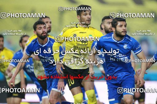 1584709, Isfahan, Iran, لیگ برتر فوتبال ایران، Persian Gulf Cup، Week 15، First Leg، Sepahan 2 v 0 Esteghlal on 2021/02/13 at Naghsh-e Jahan Stadium