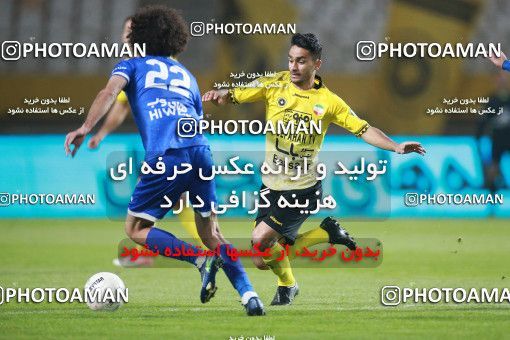 1584751, Isfahan, Iran, لیگ برتر فوتبال ایران، Persian Gulf Cup، Week 15، First Leg، Sepahan 2 v 0 Esteghlal on 2021/02/13 at Naghsh-e Jahan Stadium
