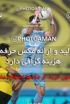 1584734, Isfahan, Iran, لیگ برتر فوتبال ایران، Persian Gulf Cup، Week 15، First Leg، Sepahan 2 v 0 Esteghlal on 2021/02/13 at Naghsh-e Jahan Stadium