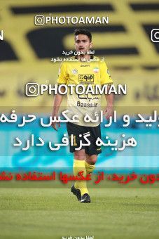 1584794, Isfahan, Iran, لیگ برتر فوتبال ایران، Persian Gulf Cup، Week 15، First Leg، Sepahan 2 v 0 Esteghlal on 2021/02/13 at Naghsh-e Jahan Stadium