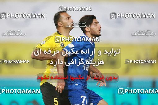 1584826, Isfahan, Iran, لیگ برتر فوتبال ایران، Persian Gulf Cup، Week 15، First Leg، Sepahan 2 v 0 Esteghlal on 2021/02/13 at Naghsh-e Jahan Stadium