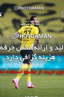 1584727, Isfahan, Iran, لیگ برتر فوتبال ایران، Persian Gulf Cup، Week 15، First Leg، Sepahan 2 v 0 Esteghlal on 2021/02/13 at Naghsh-e Jahan Stadium