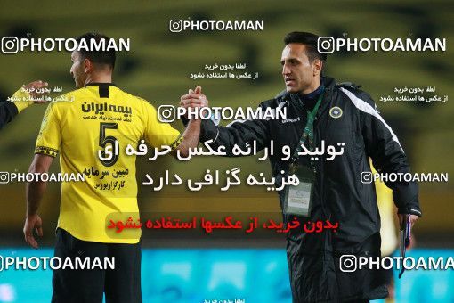 1584811, Isfahan, Iran, لیگ برتر فوتبال ایران، Persian Gulf Cup، Week 15، First Leg، Sepahan 2 v 0 Esteghlal on 2021/02/13 at Naghsh-e Jahan Stadium