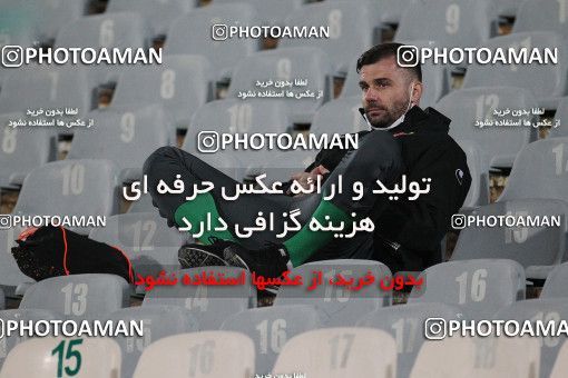 1585192, Tehran, Iran, لیگ برتر فوتبال ایران، Persian Gulf Cup، Week 15، First Leg، Persepolis 1 v 0 Paykan on 2021/02/14 at Azadi Stadium