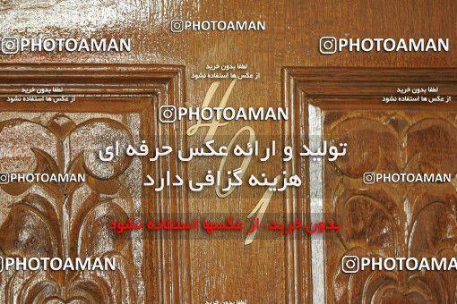 1586974, ایران، تهران، هتل گلشهر جردن، 1384/11/02، عکس های پرتره برانکو ایوانکوویچ