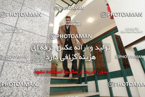 1586990, ایران، تهران، هتل گلشهر جردن، 1384/11/02، عکس های پرتره برانکو ایوانکوویچ