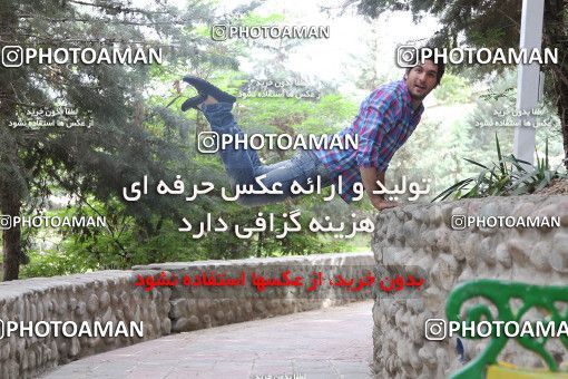 1587595, ایران، تهران، 1390/02/23، عکس های پرتره علیرضا حقیقی