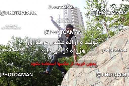 1587575, ایران، تهران، 1390/02/23، عکس های پرتره علیرضا حقیقی