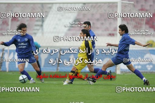 1591086, Tehran, Iran, لیگ برتر فوتبال ایران، Persian Gulf Cup، Week 22، Second Leg، Esteghlal 2 v 1 Sepahan on 2006/02/12 at Azadi Stadium