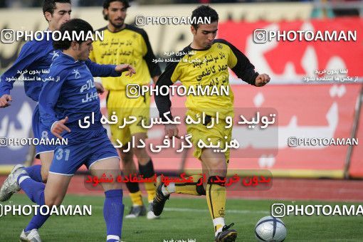 1590906, Tehran, Iran, لیگ برتر فوتبال ایران، Persian Gulf Cup، Week 22، Second Leg، Esteghlal 2 v 1 Sepahan on 2006/02/12 at Azadi Stadium