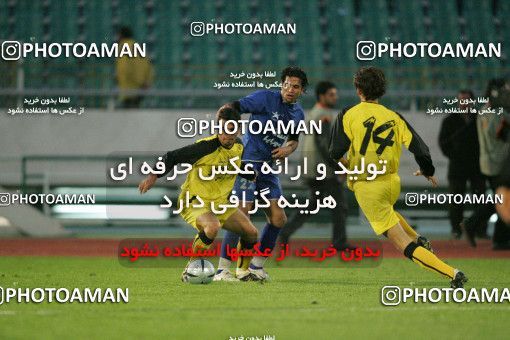 1591106, Tehran, Iran, لیگ برتر فوتبال ایران، Persian Gulf Cup، Week 22، Second Leg، Esteghlal 2 v 1 Sepahan on 2006/02/12 at Azadi Stadium