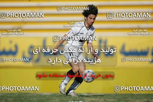 1592299, Tehran, , لیگ برتر فوتبال ایران، Persian Gulf Cup، Week 26، Second Leg، Rah Ahan 2 v 1 Sepahan on 2006/03/18 at Ekbatan Stadium