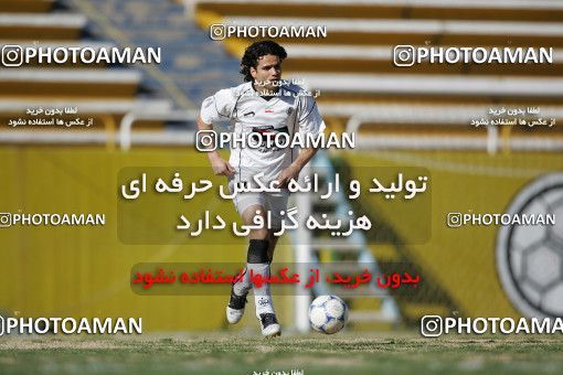1592347, Tehran, , لیگ برتر فوتبال ایران، Persian Gulf Cup، Week 26، Second Leg، Rah Ahan 2 v 1 Sepahan on 2006/03/18 at Ekbatan Stadium