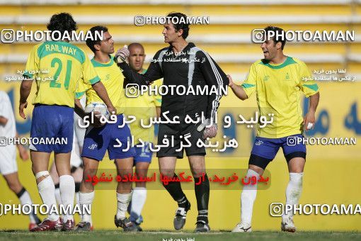 1592296, Tehran, , لیگ برتر فوتبال ایران، Persian Gulf Cup، Week 26، Second Leg، Rah Ahan 2 v 1 Sepahan on 2006/03/18 at Ekbatan Stadium