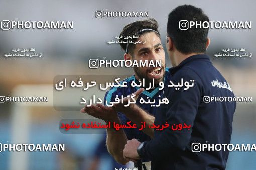1610966, Tehran,Shahr Qods, , 2020–21 Iranian Hazfi Cup, 1/16 stage, Khorramshahr Cup, Paykan 1 v 2 Esteghlal on 2021/03/11 at Shahr-e Qods Stadium