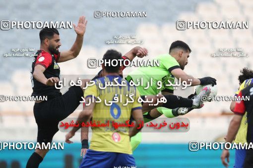 1618909, Tehran, Iran, لیگ برتر فوتبال ایران، Persian Gulf Cup، Week 18، Second Leg، Persepolis 2 v 1 Naft M Soleyman on 2021/03/18 at Azadi Stadium