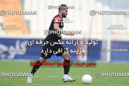 1619065, Tehran, Iran, لیگ برتر فوتبال ایران، Persian Gulf Cup، Week 18، Second Leg، Persepolis 2 v 1 Naft M Soleyman on 2021/03/18 at Azadi Stadium