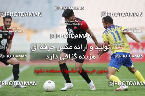 1619163, Tehran, Iran, لیگ برتر فوتبال ایران، Persian Gulf Cup، Week 18، Second Leg، Persepolis 2 v 1 Naft M Soleyman on 2021/03/18 at Azadi Stadium