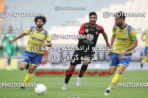1619060, Tehran, Iran, لیگ برتر فوتبال ایران، Persian Gulf Cup، Week 18، Second Leg، Persepolis 2 v 1 Naft M Soleyman on 2021/03/18 at Azadi Stadium