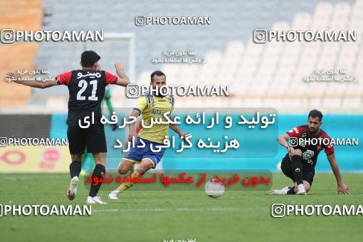 1619245, Tehran, Iran, لیگ برتر فوتبال ایران، Persian Gulf Cup، Week 18، Second Leg، Persepolis 2 v 1 Naft M Soleyman on 2021/03/18 at Azadi Stadium