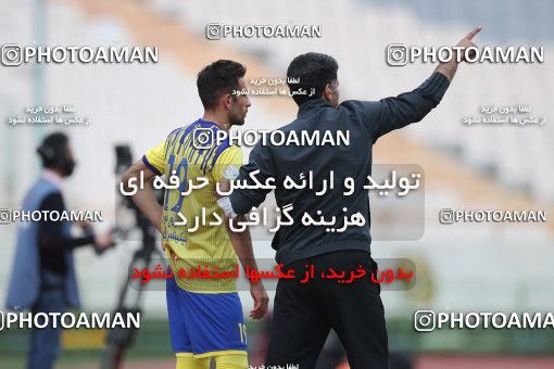 1619449, Tehran, Iran, لیگ برتر فوتبال ایران، Persian Gulf Cup، Week 18، Second Leg، Persepolis 2 v 1 Naft M Soleyman on 2021/03/18 at Azadi Stadium