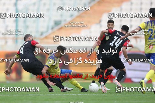 1619435, Tehran, Iran, لیگ برتر فوتبال ایران، Persian Gulf Cup، Week 18، Second Leg، Persepolis 2 v 1 Naft M Soleyman on 2021/03/18 at Azadi Stadium