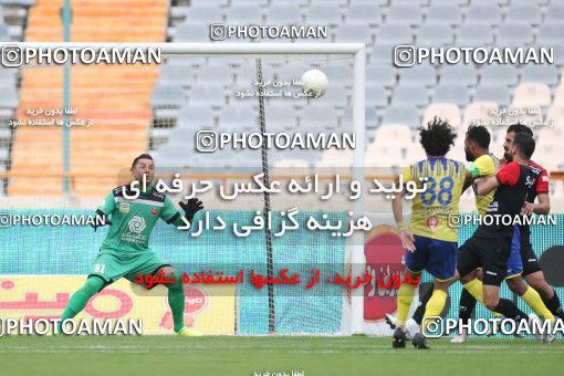1619337, Tehran, Iran, لیگ برتر فوتبال ایران، Persian Gulf Cup، Week 18، Second Leg، Persepolis 2 v 1 Naft M Soleyman on 2021/03/18 at Azadi Stadium