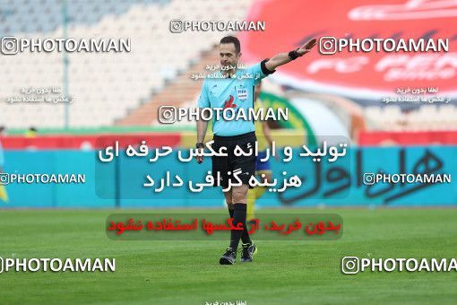 1618282, Tehran, Iran, لیگ برتر فوتبال ایران، Persian Gulf Cup، Week 18، Second Leg، Persepolis 2 v 1 Naft M Soleyman on 2021/03/18 at Azadi Stadium