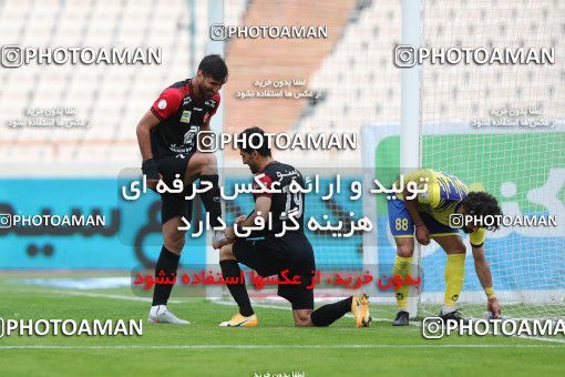 1618348, لیگ برتر فوتبال ایران، Persian Gulf Cup، Week 18، Second Leg، 2021/03/18، Tehran، Azadi Stadium، Persepolis 2 - ۱ Naft M Soleyman