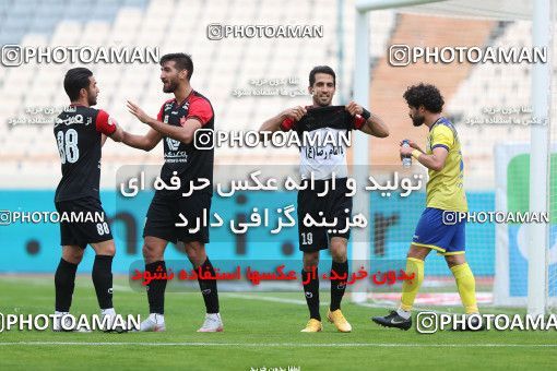1618320, لیگ برتر فوتبال ایران، Persian Gulf Cup، Week 18، Second Leg، 2021/03/18، Tehran، Azadi Stadium، Persepolis 2 - ۱ Naft M Soleyman