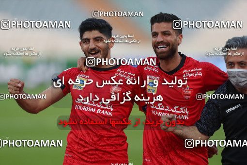 1709728, Tehran, Iran, لیگ برتر فوتبال ایران، Persian Gulf Cup، Week 20، Second Leg، Persepolis 2 v 0 Nassaji Qaemshahr on 2021/04/08 at Azadi Stadium