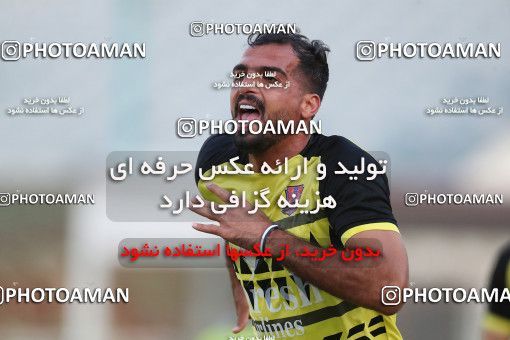 1632185, Tehran, Iran, لیگ برتر فوتبال ایران، Persian Gulf Cup، Week 20، Second Leg، Persepolis 2 v 0 Nassaji Qaemshahr on 2021/04/08 at Azadi Stadium