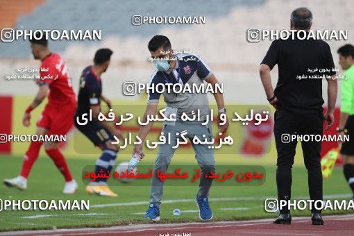 1632100, Tehran, Iran, لیگ برتر فوتبال ایران، Persian Gulf Cup، Week 20، Second Leg، Persepolis 2 v 0 Nassaji Qaemshahr on 2021/04/08 at Azadi Stadium