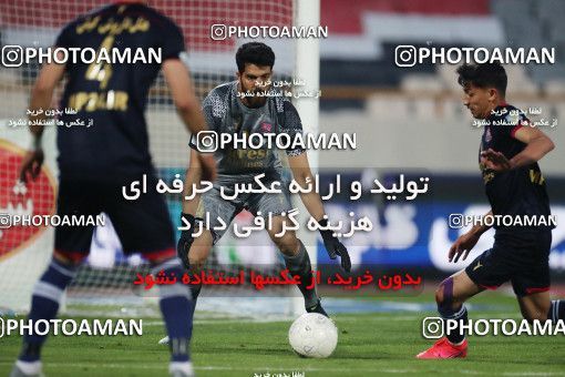 1632484, Tehran, Iran, لیگ برتر فوتبال ایران، Persian Gulf Cup، Week 20، Second Leg، Persepolis 2 v 0 Nassaji Qaemshahr on 2021/04/08 at Azadi Stadium