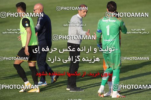 1644904, Tehran, , لیگ برتر فوتبال ایران، Persian Gulf Cup، Week 19، Second Leg، Saipa 0 v 1 Sepahan on 2021/04/05 at Azadi Stadium
