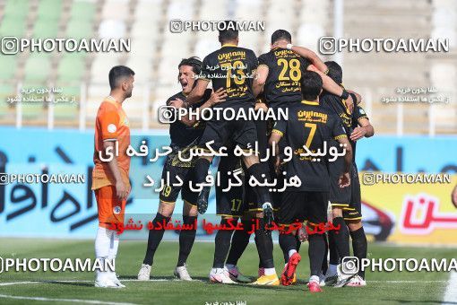 1710206, Tehran, , لیگ برتر فوتبال ایران، Persian Gulf Cup، Week 19، Second Leg، Saipa 0 v 1 Sepahan on 2021/04/05 at Azadi Stadium
